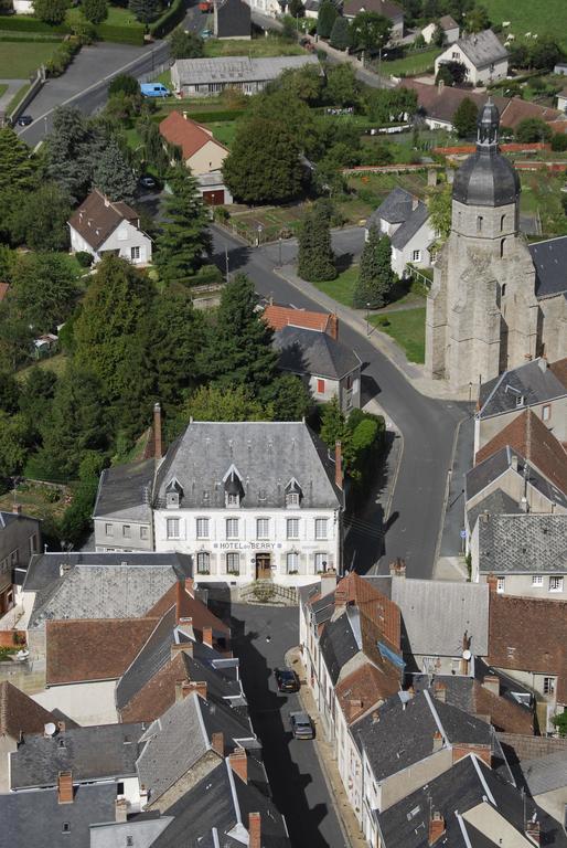 Hotel Du Berry Aigurande ภายนอก รูปภาพ