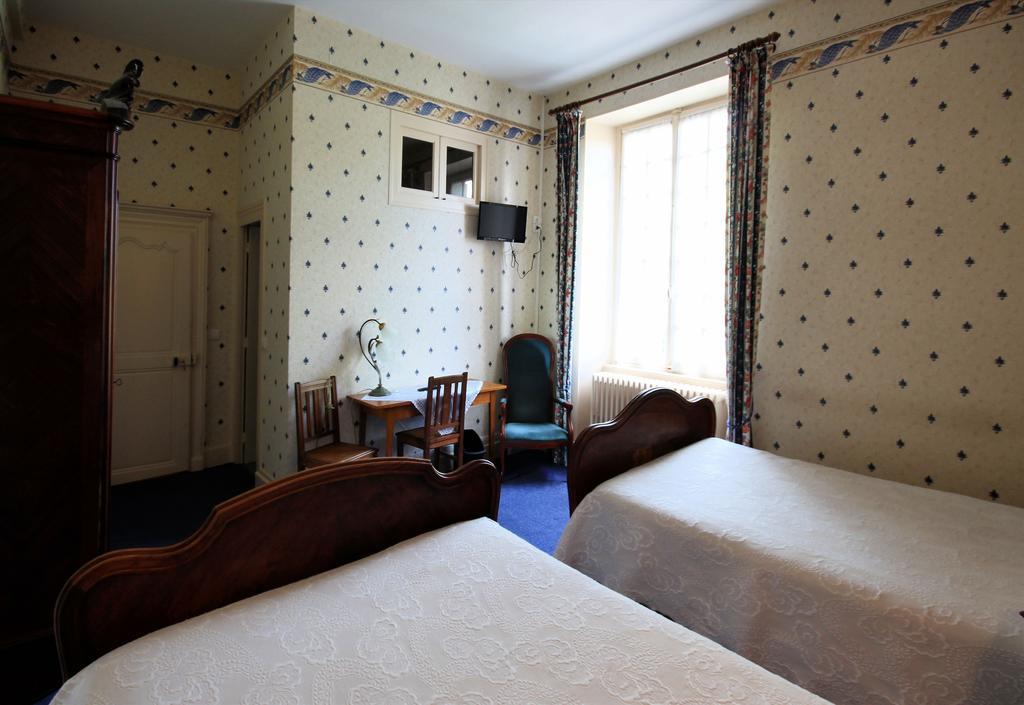 Hotel Du Berry Aigurande ห้อง รูปภาพ