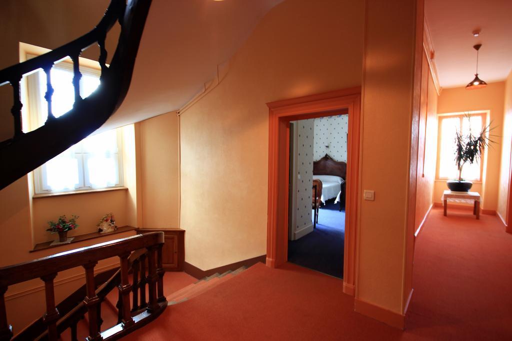Hotel Du Berry Aigurande ภายนอก รูปภาพ
