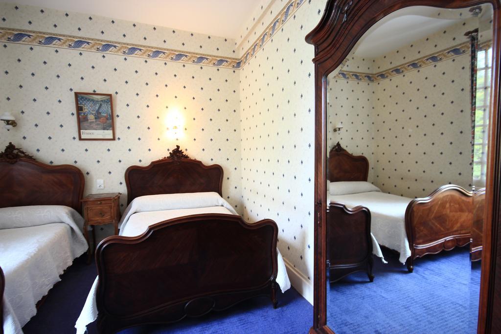Hotel Du Berry Aigurande ห้อง รูปภาพ